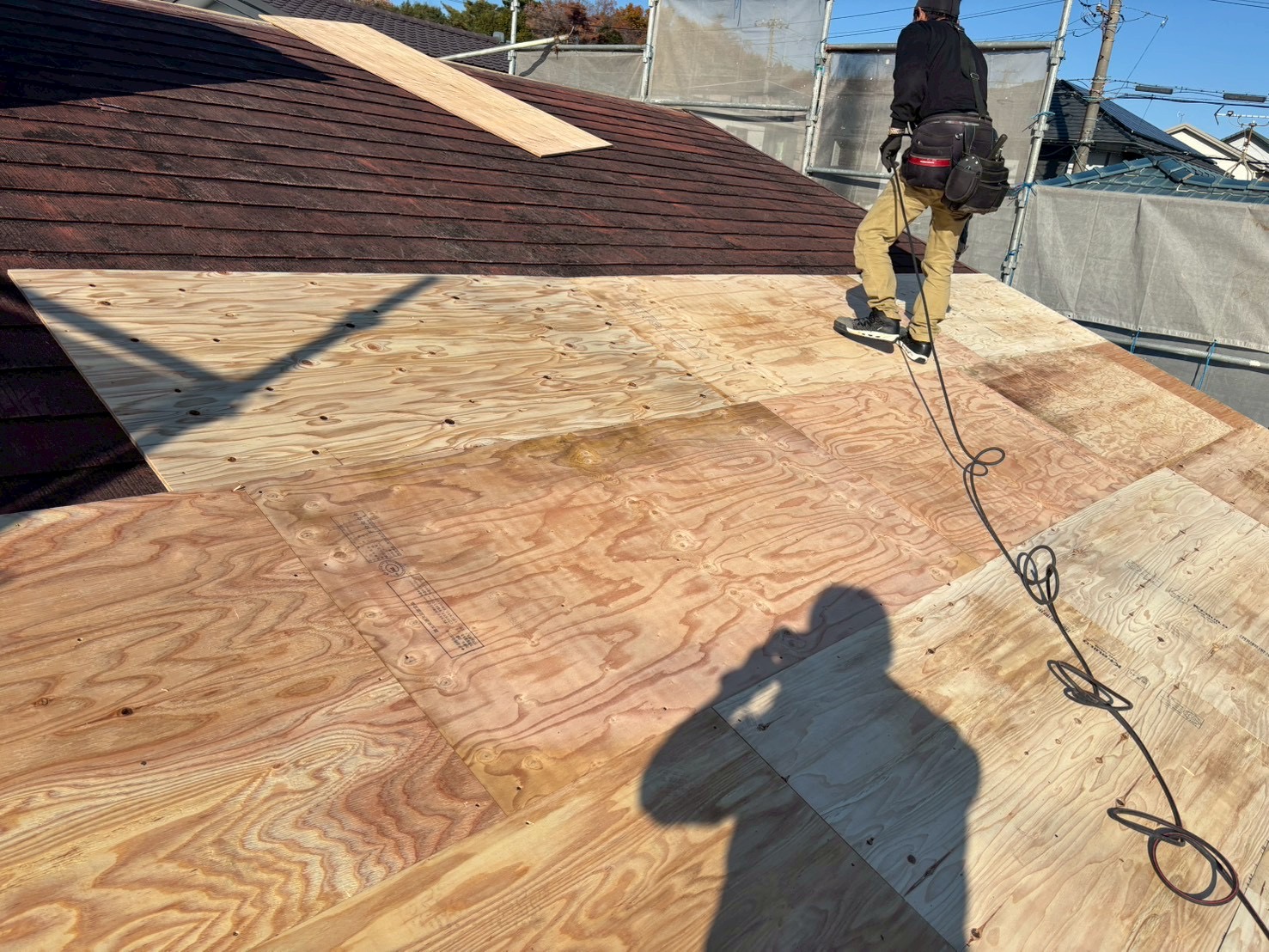 春日井市カラーベストカバー工法