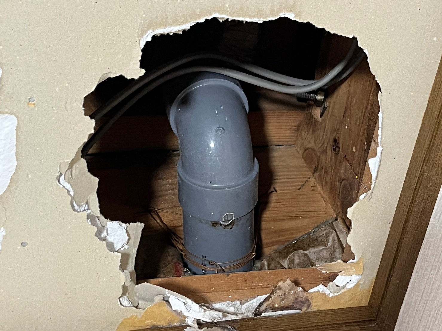 排水管エルボ部分