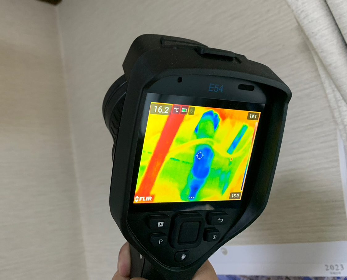 サーモカメラ調査