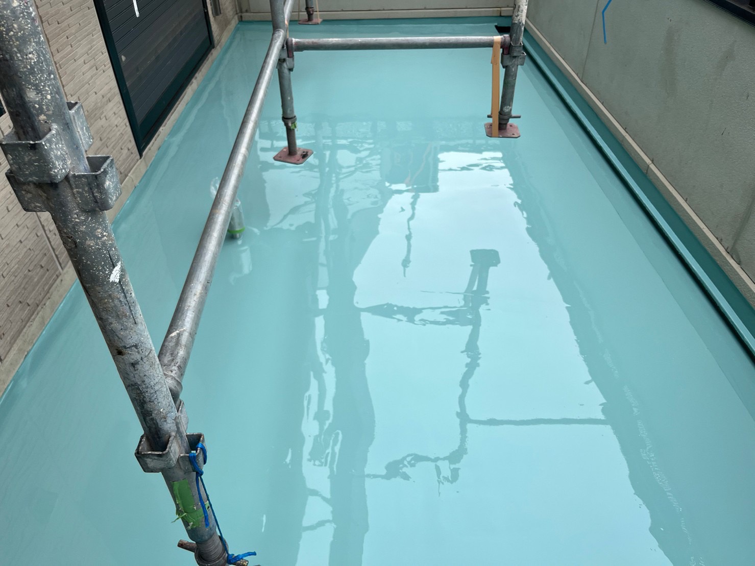 ウレタン防水の塗布