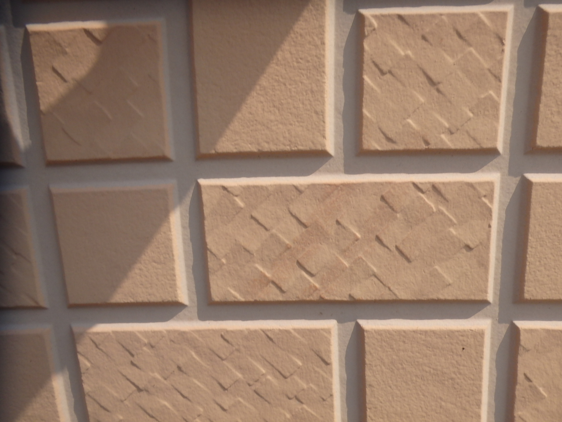 アパートの外壁状況確認