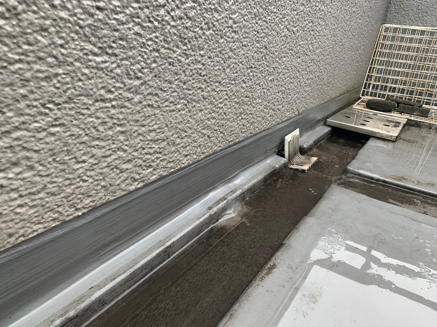 排水口の詰まり写真