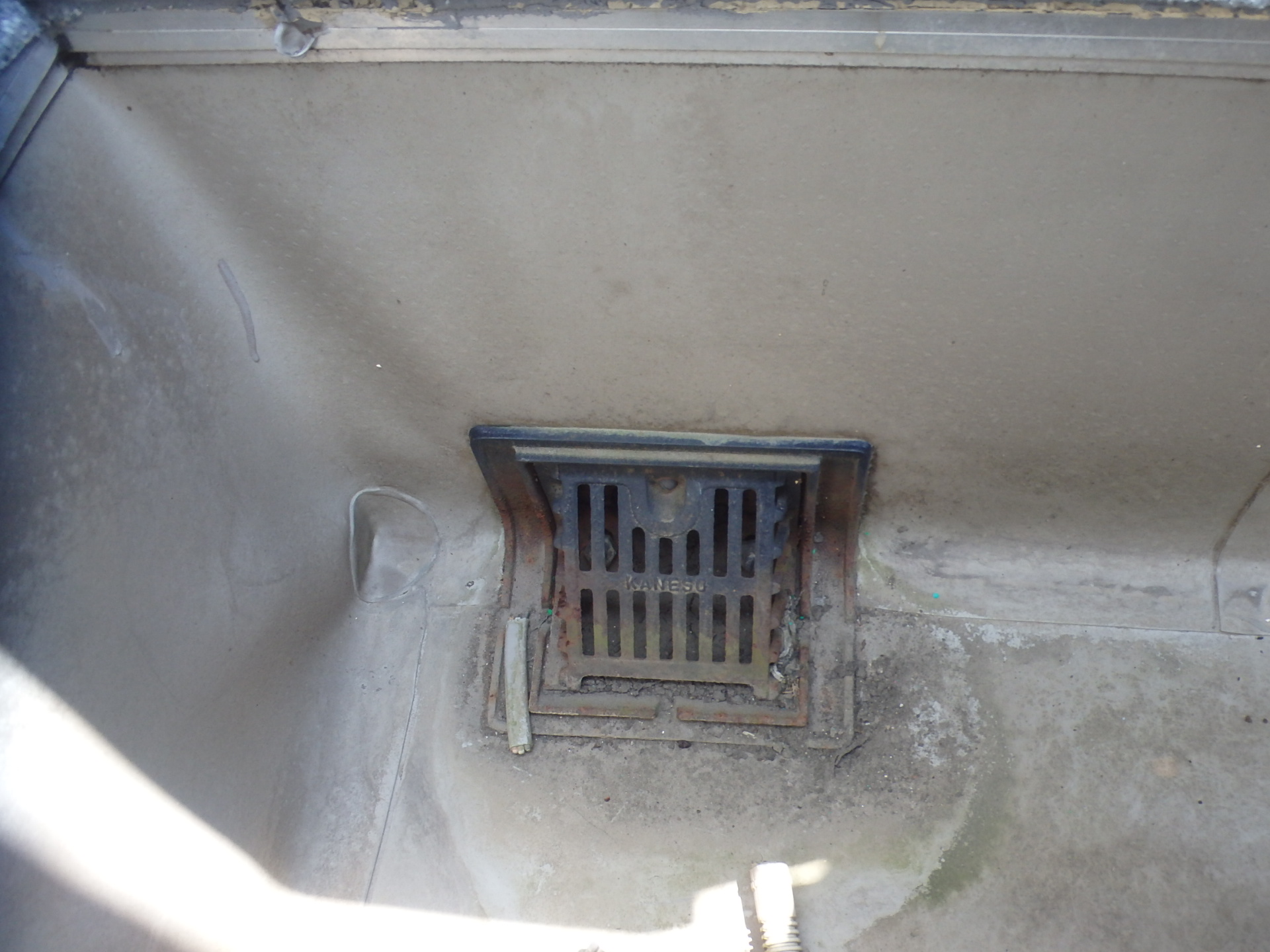 塩ビシートの破れ・亀裂