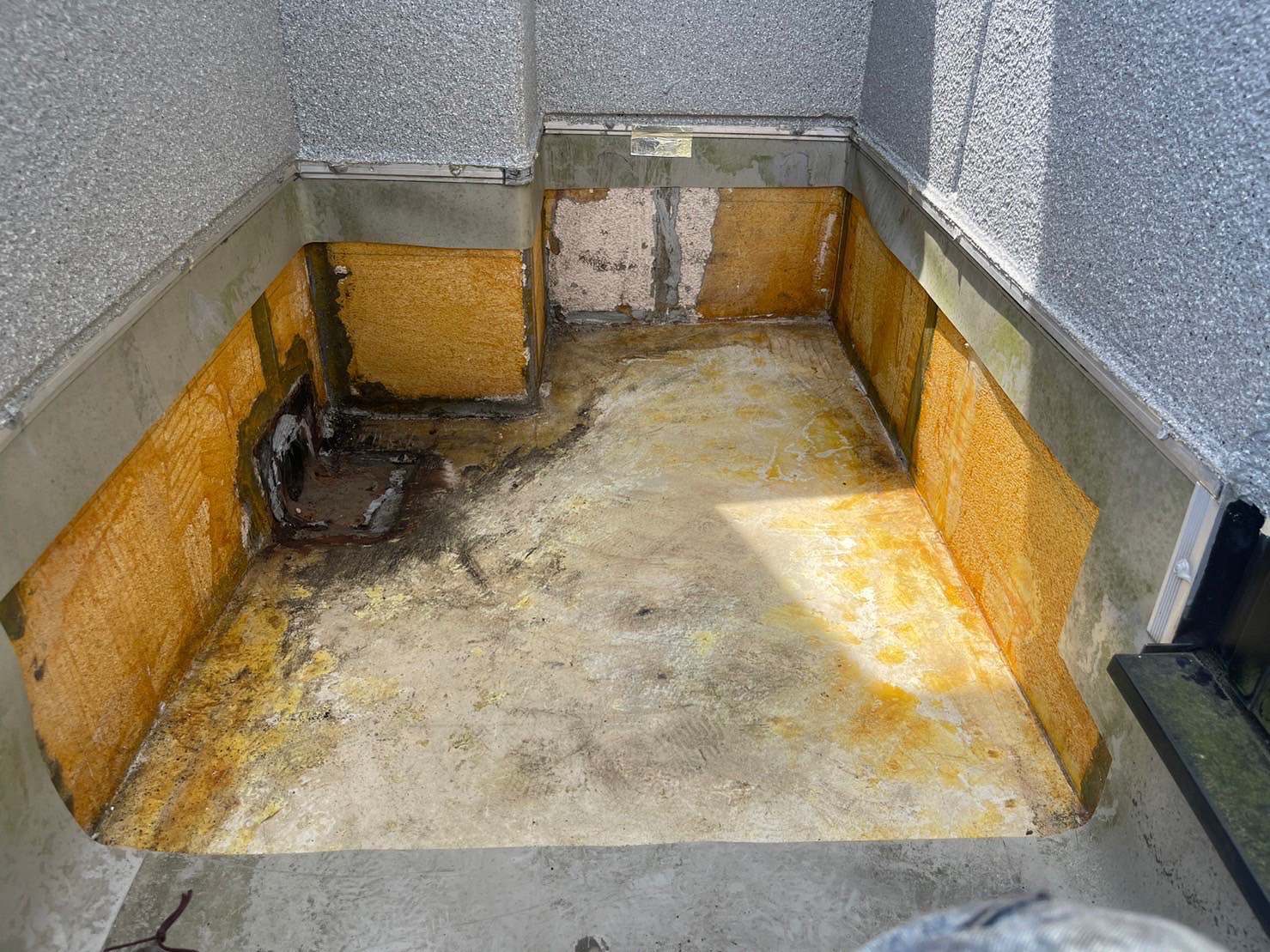 ベランダ防水劣化状況