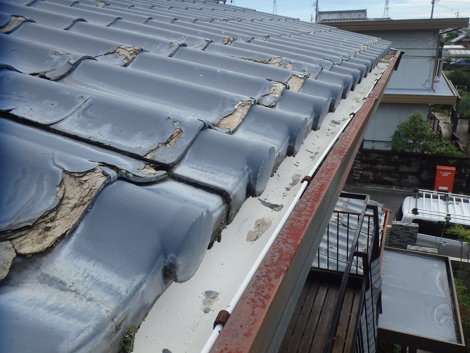 劣化したセキスイかわらU