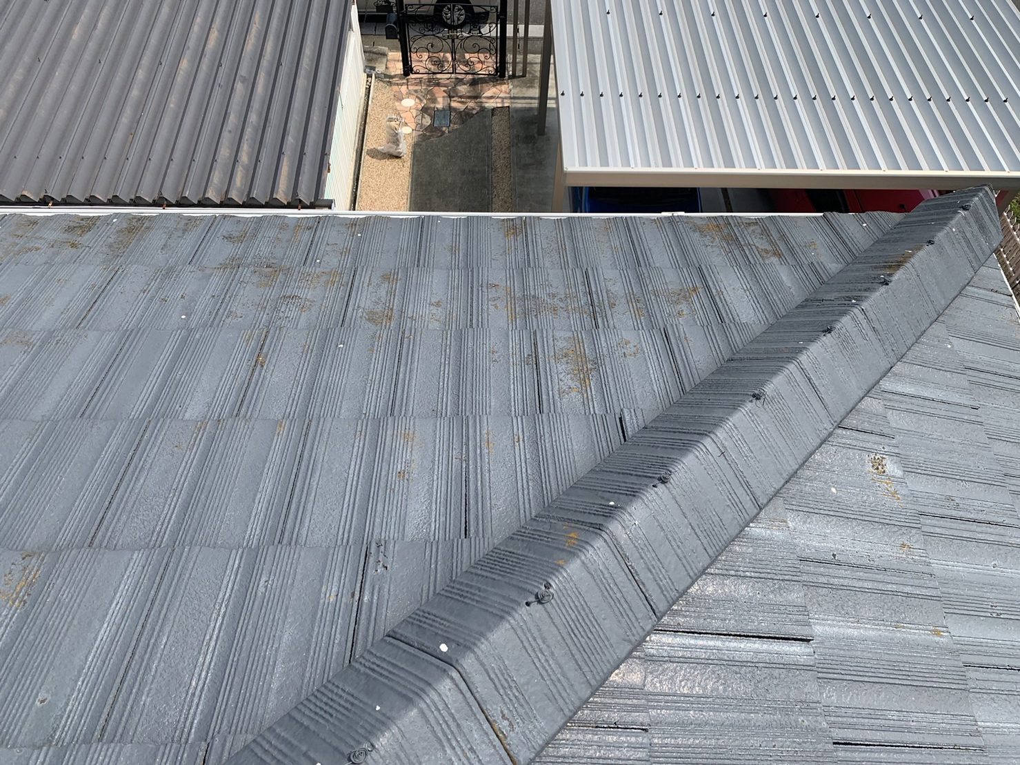 モニエル瓦の状態確認