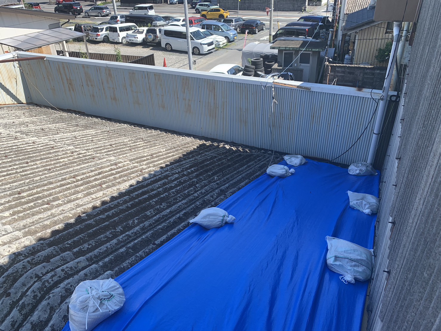 倉庫に多いスレート波板屋根