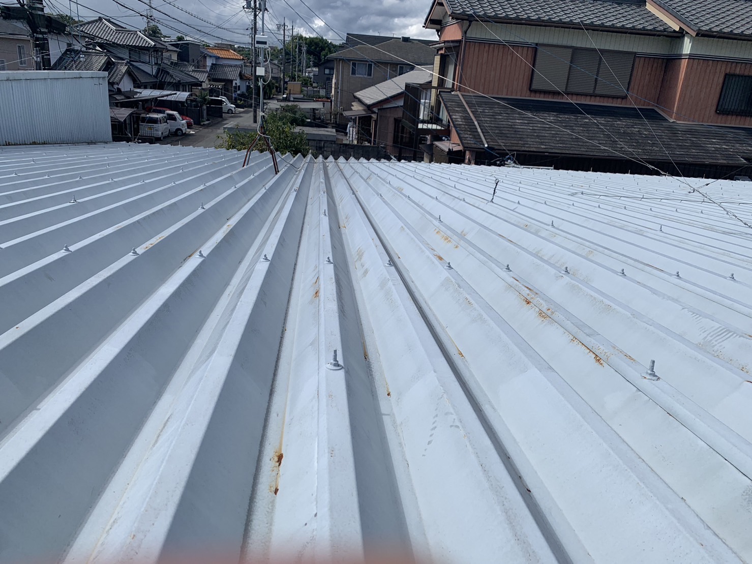 折板屋根全体写真