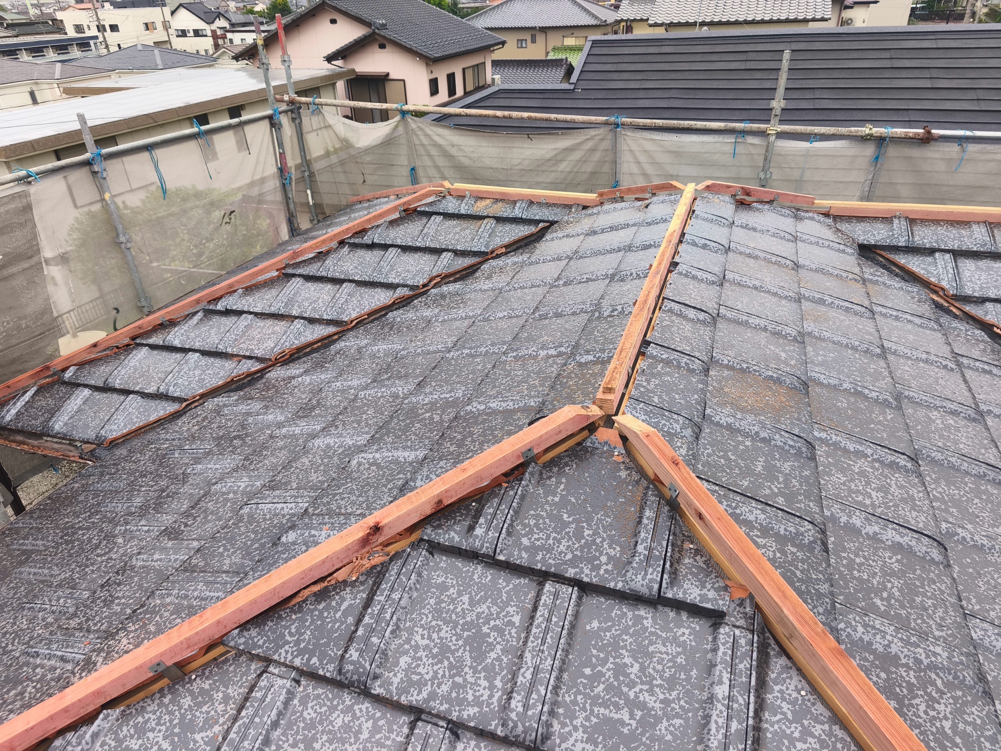 春日井市屋根葺き替え