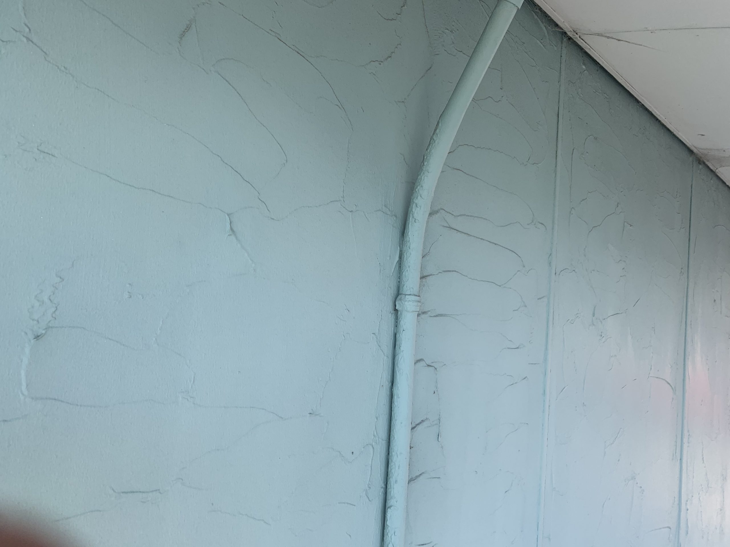 外壁目地・ひび割れ部・コーキング補修箇所