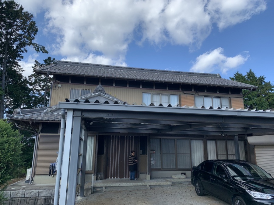 春日井市にて瓦屋根工事で漆喰詰め直し工事を施工しました