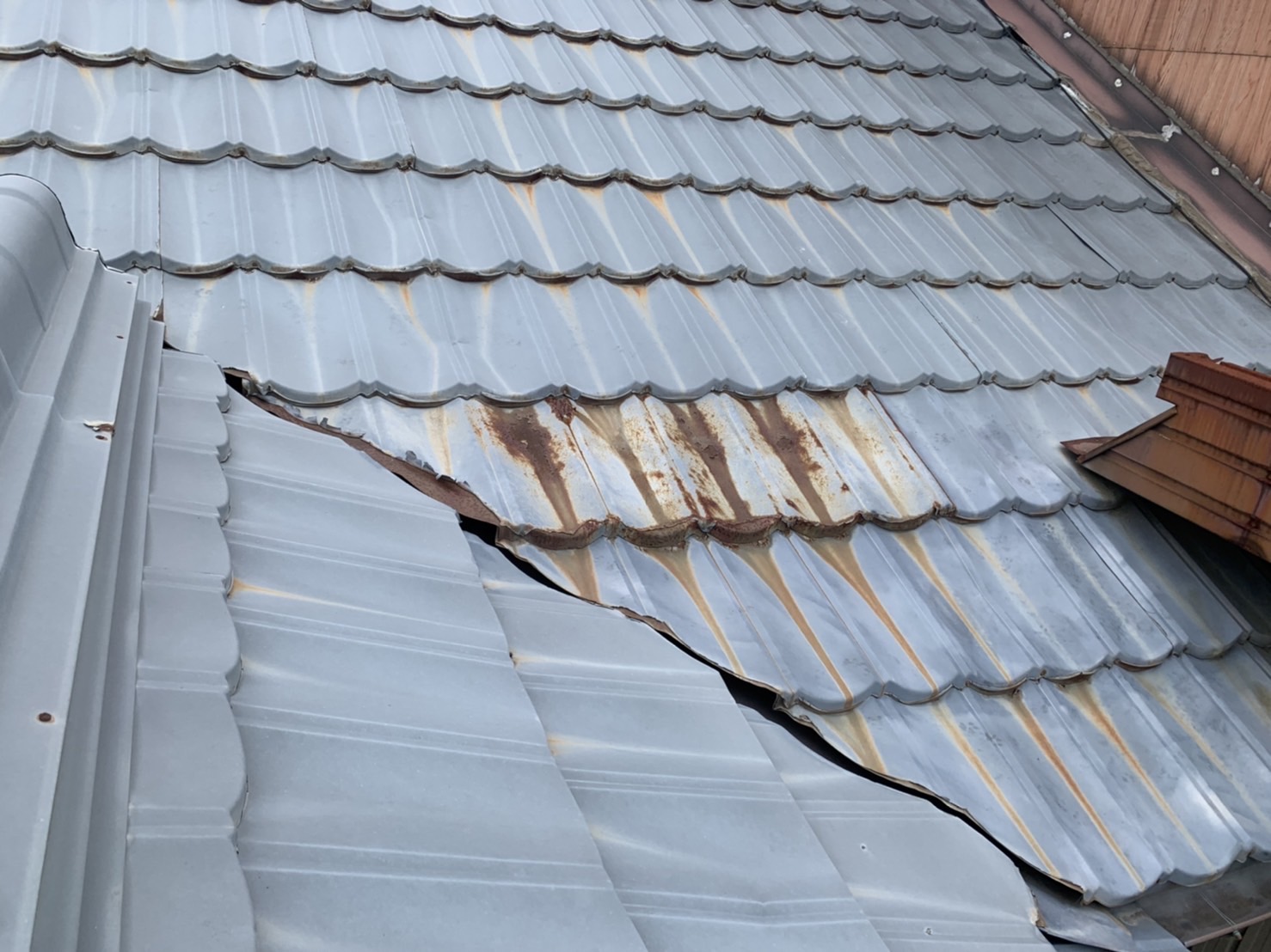 金属瓦のサビ・劣化状況