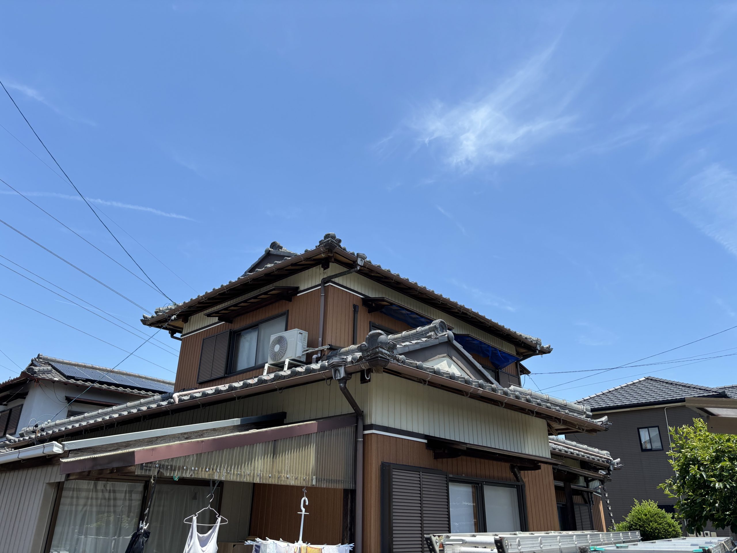 小牧市で築35年の和瓦屋根を現地調査|劣化した漆喰は放置厳禁!