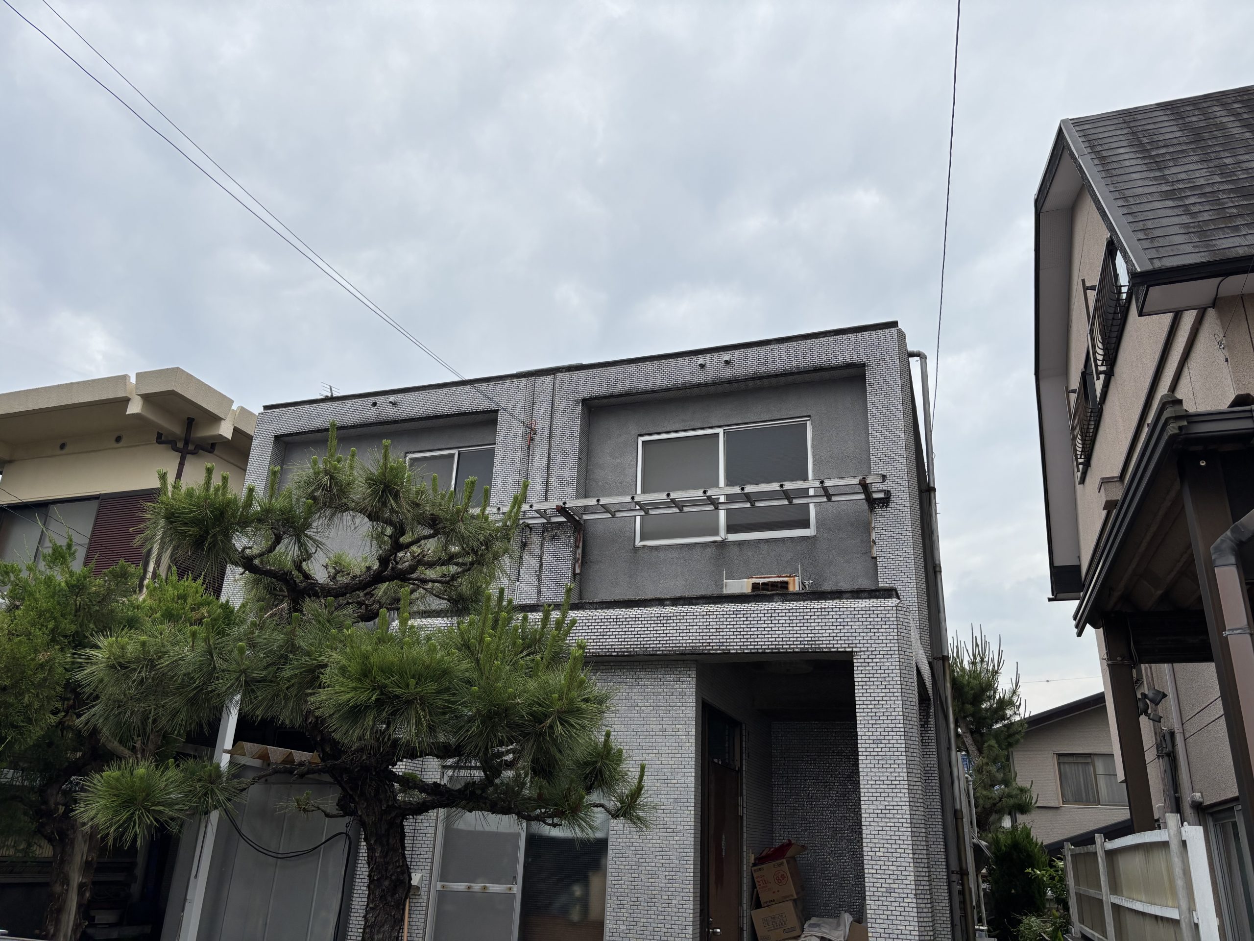 春日井市|ユニットRC住宅の屋上防水にウレタン通気緩衝工法をご提案