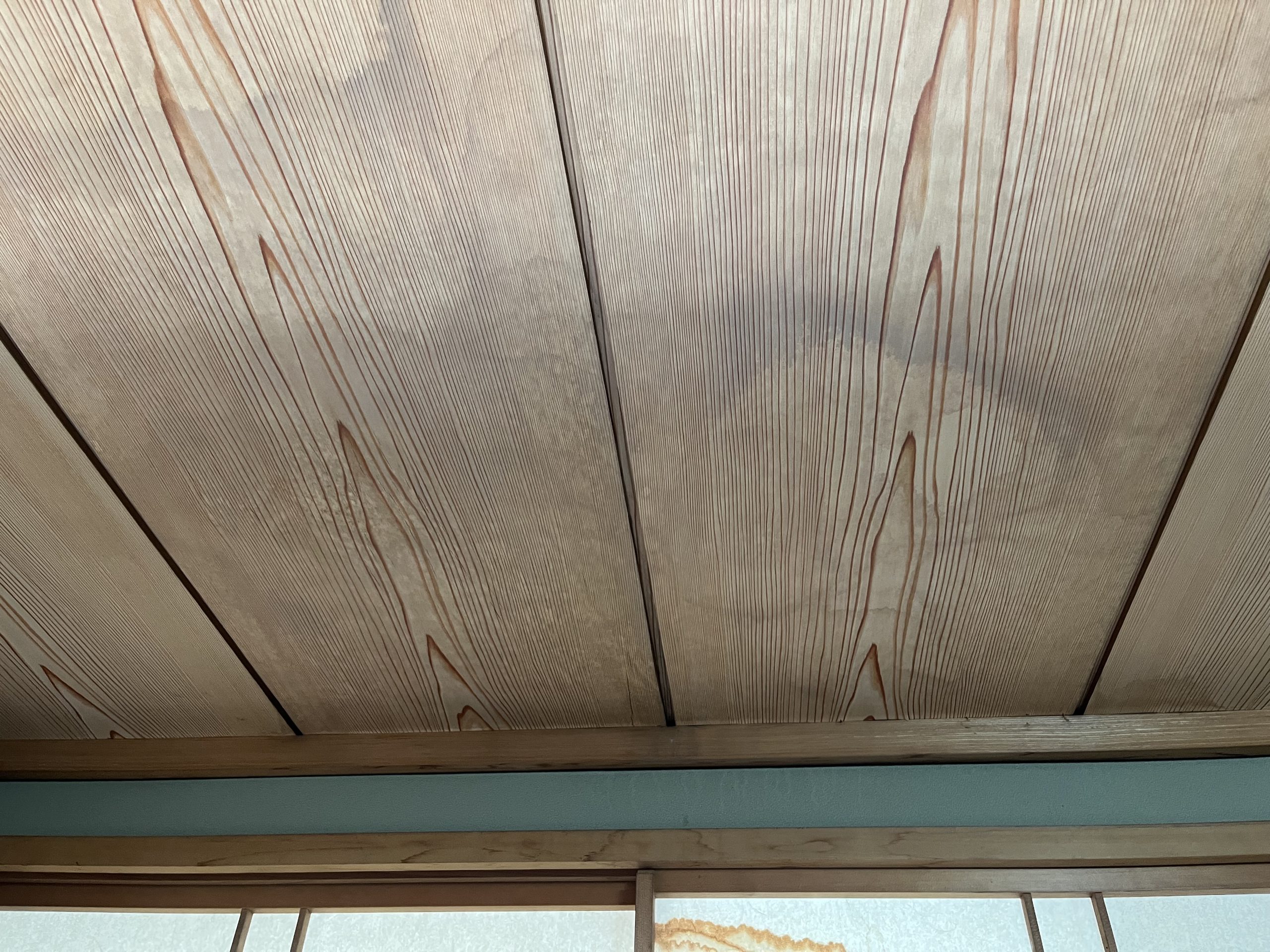 小牧市で築60年瓦屋根から雨漏り発生原因は凍て割れでした｜小牧市