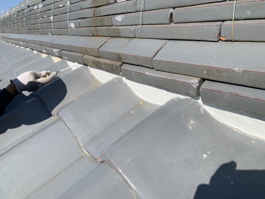 漆喰の剥離・黒ずみのクローズアップ／補修アフター