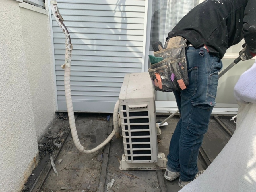 小牧市の皆さまへベランダ防水工事（通気緩衝工法）を行いました！