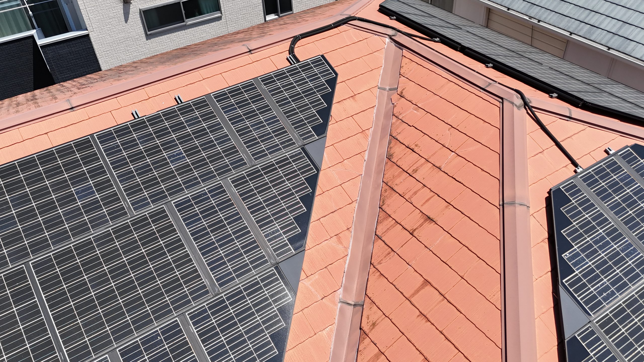 春日井市スレート屋根ドローン調査