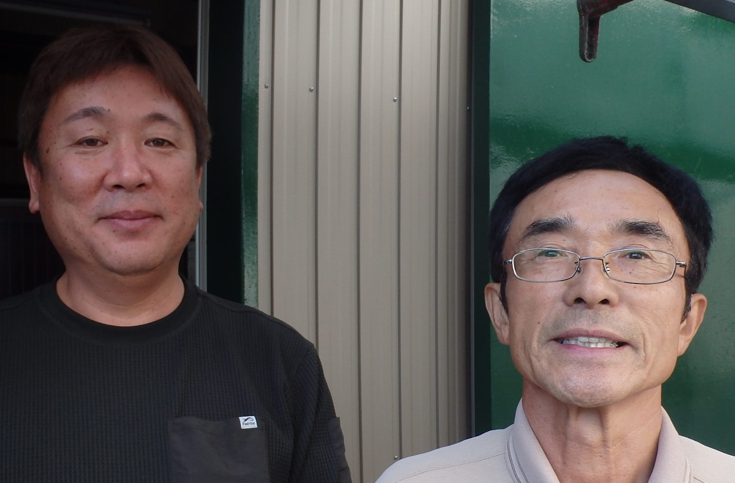 春日井市の皆さまへ倉庫外装リフォーム！外装を角波板金に葺き替え