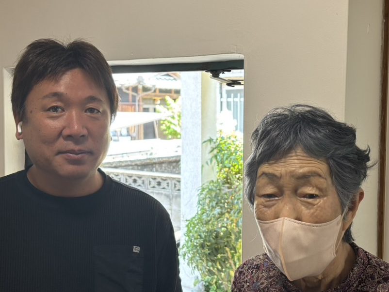 小牧市の皆さまへ錆びて朽ちた棟板金交換とカラーベストの屋根塗装+波板交換