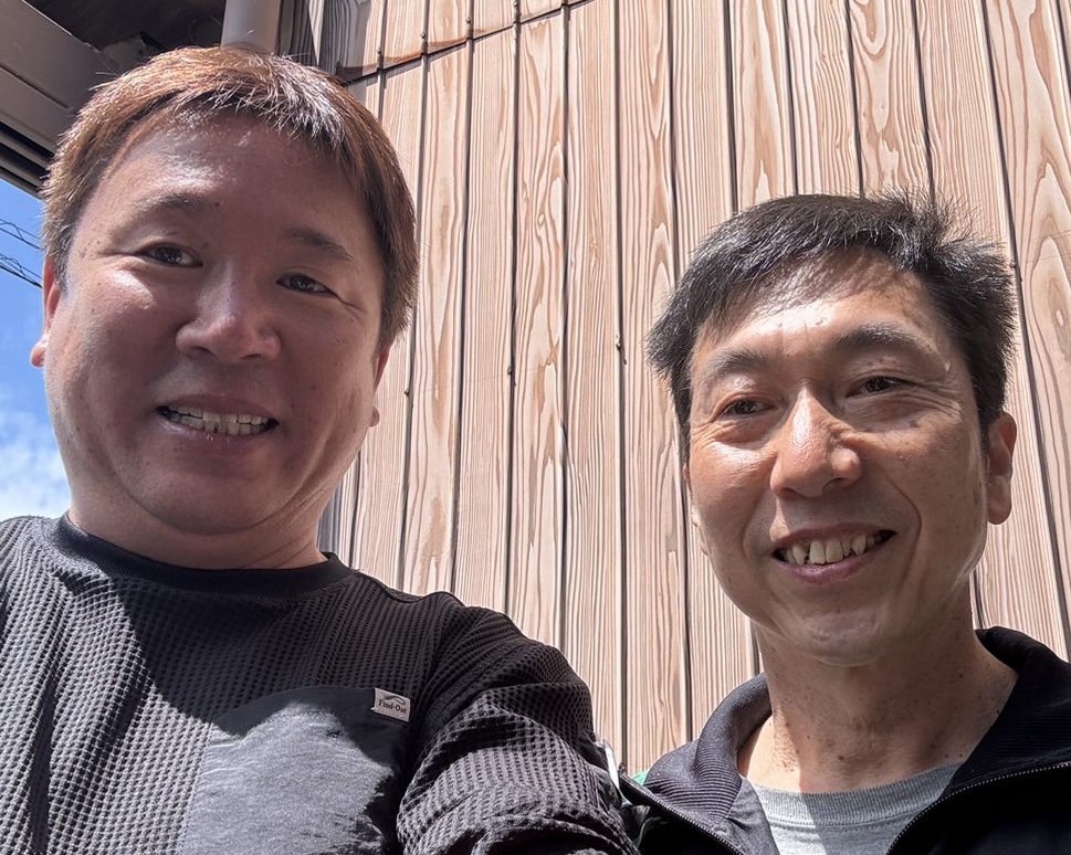春日井市の皆さまへ築40年になる瓦屋根の漆喰工事と瓦留めを施工